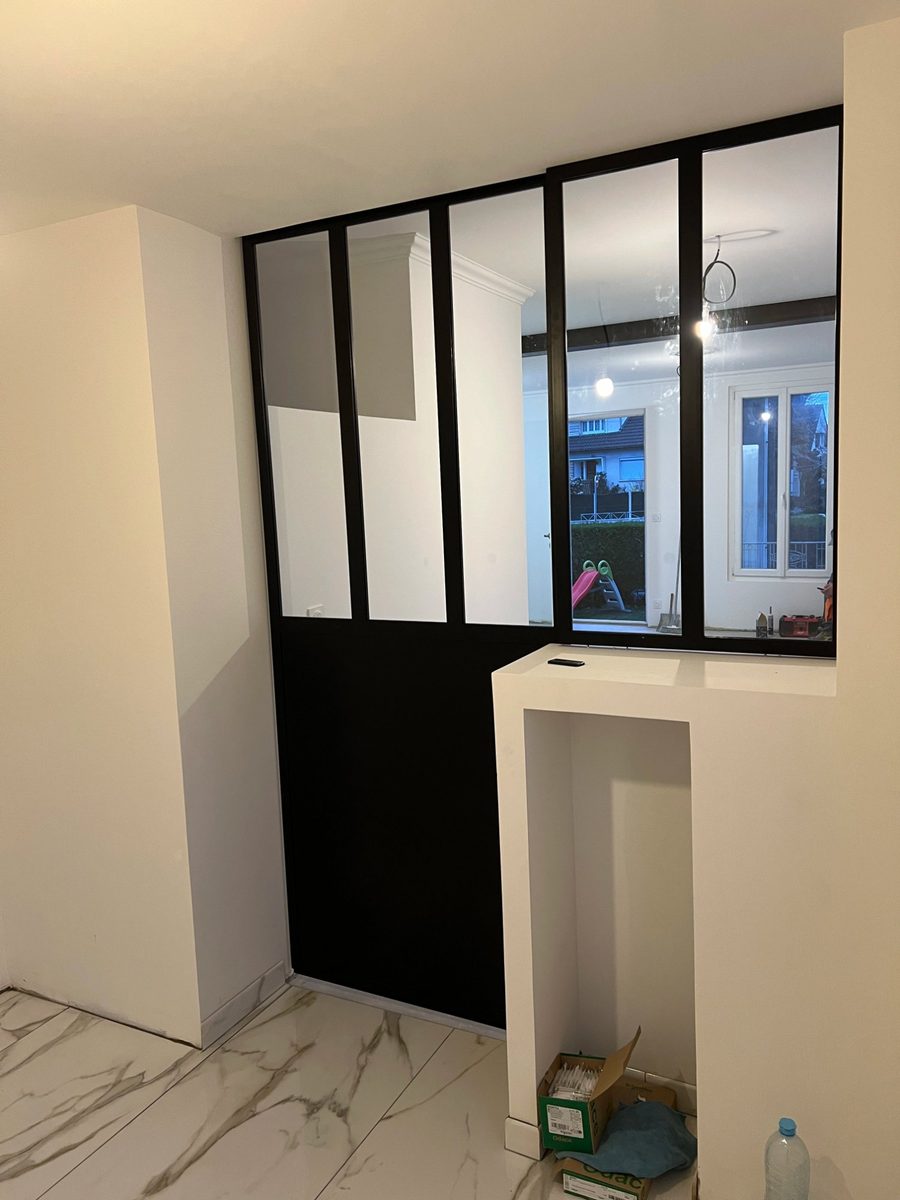 Verrière atelier · Cloisons · Carrelage marbre