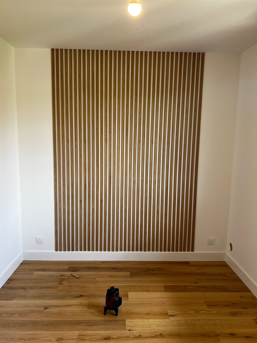 Claustra bois · Parquet chêne · Finitions soignées